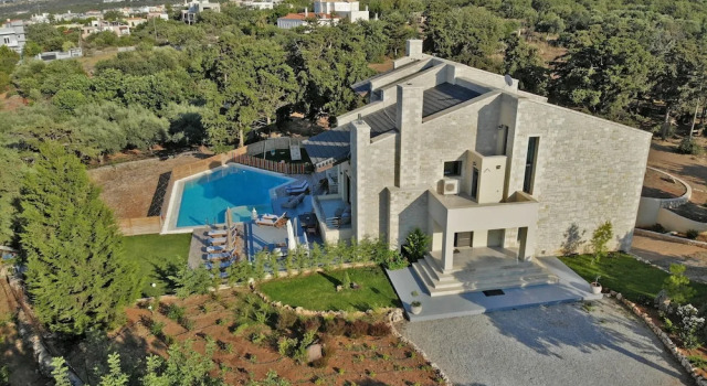 Вилла Dreamcatcher Villa Outdoor Indoor Pool hot tub