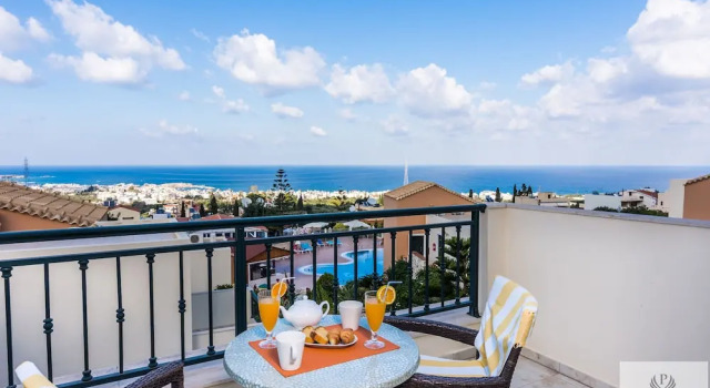 Люкс с балконом Pilots Villas Luxury Suites