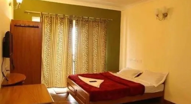 The Balaji Inn, Забронировать Отель Кодайканал штат Тамилнад, рядом с Silver Cascade Falls