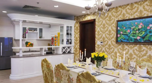 Люкс с 2 комнатами Sunrise Hotel