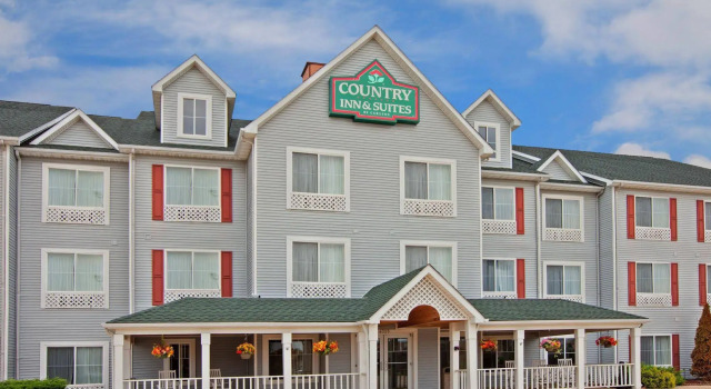 Country Inn & Suites by Radisson, Indianapolis South, IN