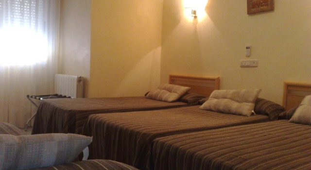 Четырёхместный номер Standard Hotel Felix
