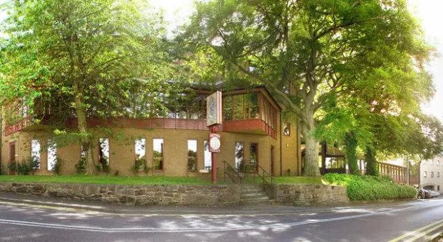 Кровать в общем номере The Gibside Hotel