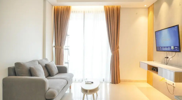 Апартаменты Modern Look And Nice 2Br Gold Coast Apartment Near Pik