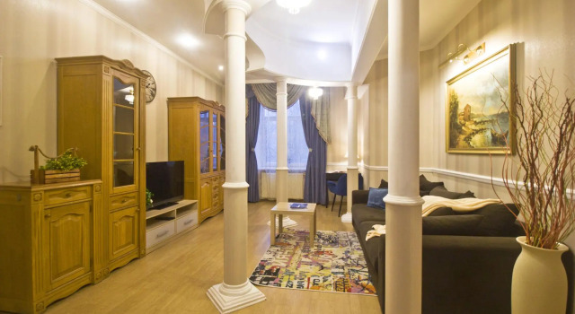 Lakshmi House Apartment on Stroiteley 6k2, Book Apartment Moscow Russia