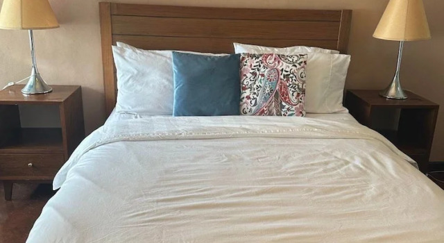Номер Standard Suites de Marina Manila