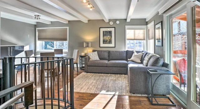 Апартаменты Ski-in/out Snowmass Condo w/ Community Hot Tub!
