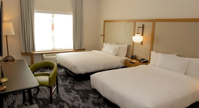 Четырёхместный номер Standard Fairfield by Marriott Inn & Suites San Antonio Medical Center