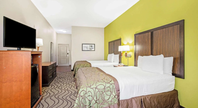 Четырёхместный номер Standard La Quinta by Wyndham Corpus Christi Airport