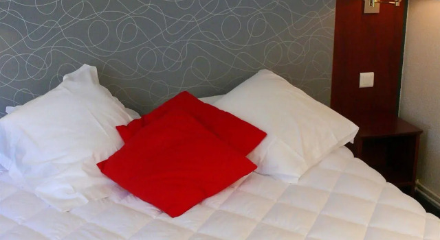 Hotel Melaine, Rezerwuj Hotel Bono Bretania