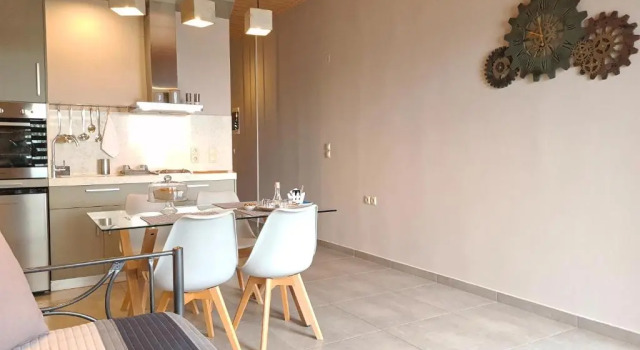 Апартаменты On the water lodging 2