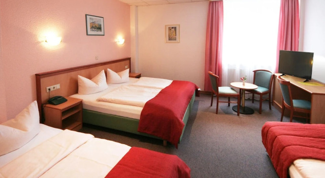 Self-Check-In Hotel Constantin - ohne TV - ohne Ventilator - ohne Parken, Забронировать Отель Отели Трира 3 звезды, рядом с Thermen am Viehmarkt, 3*