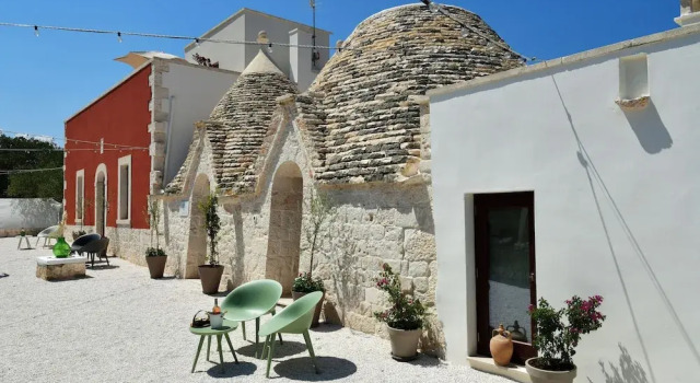 Lamarossa Trulli & Suites