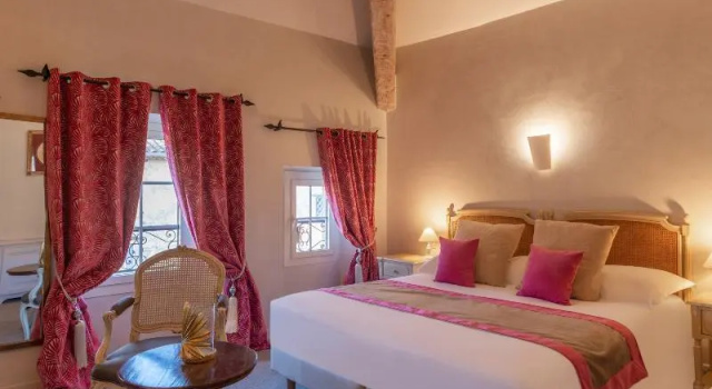 Двухместный номер Standard Hôtel Golf & Spa Château de la Bégude The Originals Collection