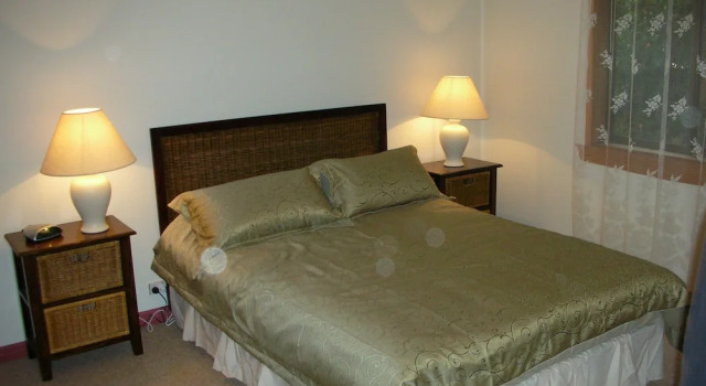 Семейный коттедж с 4 комнатами с видом на океан Cedar Cottages Blackmans Bay
