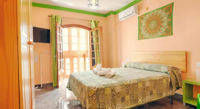 Двухместный номер Standard с балконом Charming Nerja Hostel