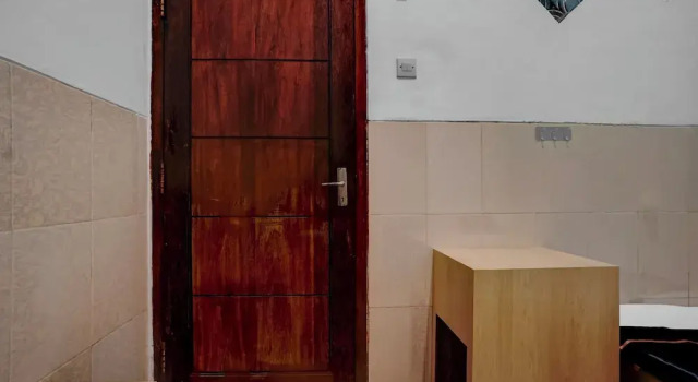 Camera Standard OYO 95035 Harmony Guest House Syariah Sawojajar