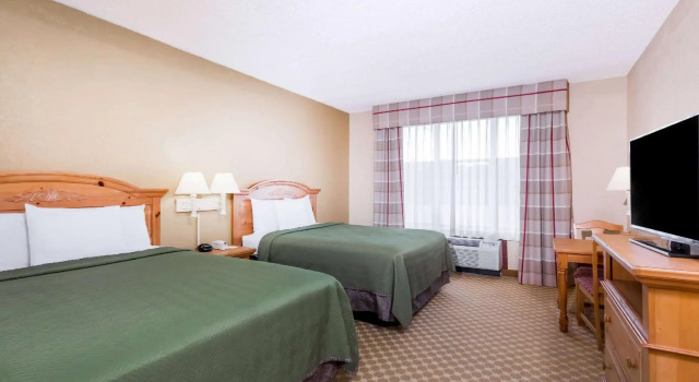 Четырёхместный номер Standard Wingate by Wyndham Savannah Gateway