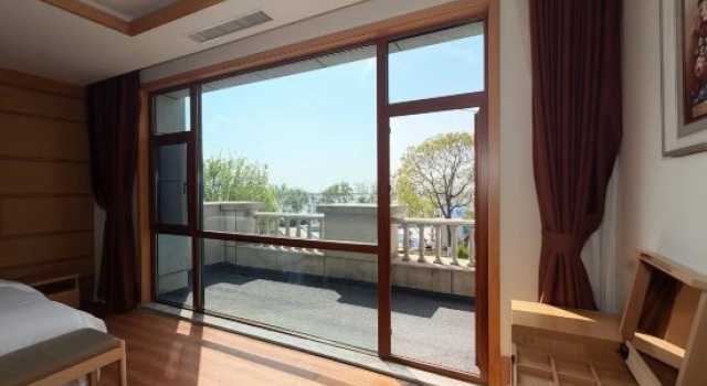 Люкс Business Minohua · One Sea One Homestay