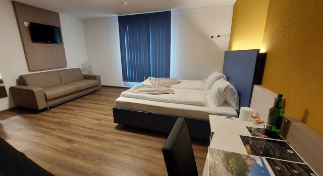 Трёхместный номер Economy Hotel Post