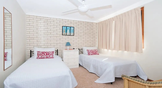 Kenway Lodge, Забронировать Отель Баллина Byron Bay Region, рядом с Окружная больница Баллины