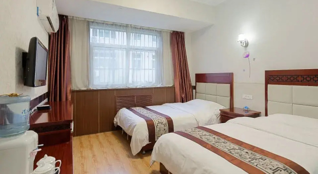 XinYuHaoHotel（formerlyOrientalPearlHotel）, Buchen Sie Hotel Weinan Shaanxi