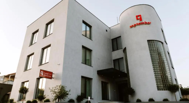 Hotel septembar