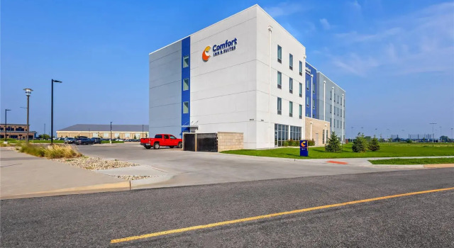 Comfort Inn & Suites at Sanford Sports Complex, 予約 ホテル スーフォールズ サウスダコタ州