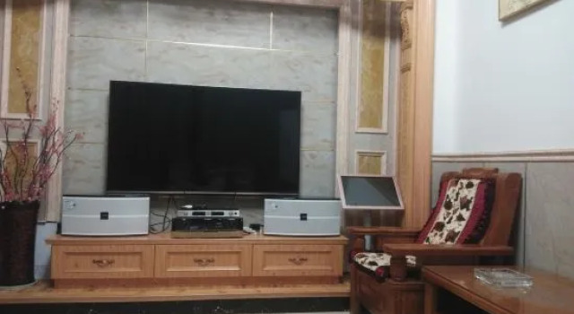 Tonglu Youe Station Homestay