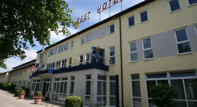Best Hotel Mindeltal, Varaa Hotelli Hotellit Baijeri pysäköinnillä, Pysäköinti