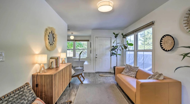 San Diego Gem w/ Private Hot Tub, Close to Dtwn!, 予約 バケーションホーム サンディエゴ San Diego Metropolitan Area