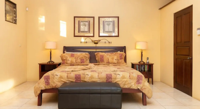 Luxury Flamingo villa with outdoor bar - pool and magnificent views
