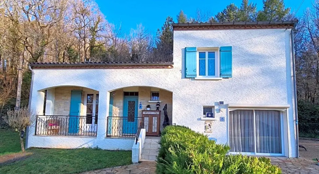 La Perle de Frayssinet-Le-Gelat - Chambre D'hotes - B&B (Adults Only), Book Bed and Breakfast Frayssinet-le-Gelat Lot