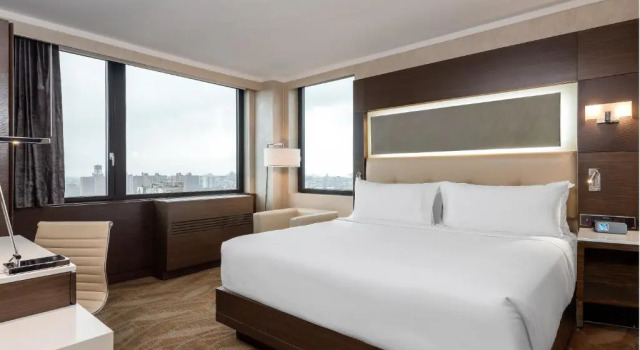 Номер High Floor Standard Holiday Inn Brooklyn Downtown by IHG