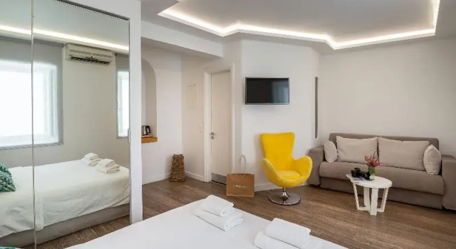 Четырёхместный номер Superior Fresh Boutique Hotel