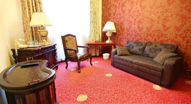 Люкс с балконом Отель Grand Rose SPA