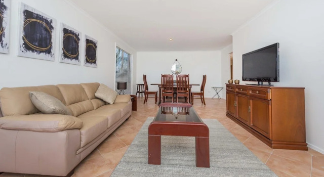 Mariner Beach House - Salamander Bay, Забронировать Отель Саламандер-Бэй Port Stephens