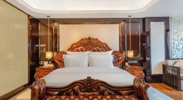 Люкс Deluxe Chengdu CYNN Hotel