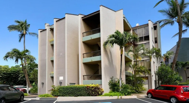 Hale Mahina #b101 1 Bedroom Condo by RedAwning