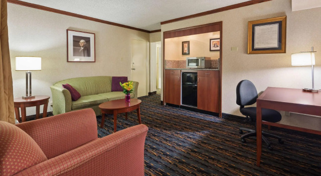 Двухместный люкс Best Western Fairfax City
