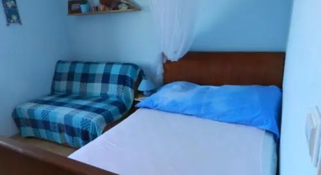 Apartment Eli, Забронировать Апартаменты/квартира Отели Лумбарды с завтраком, рядом с Пляж Билин Жал, Завтраки