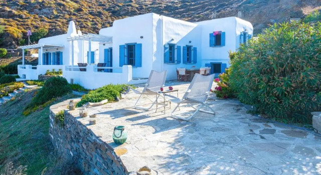 Коттедж "Anemoskala" Cycladic Traditional House
