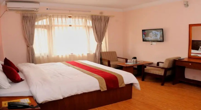 Номер Deluxe MeroStay 035 Hotel Brihaspati