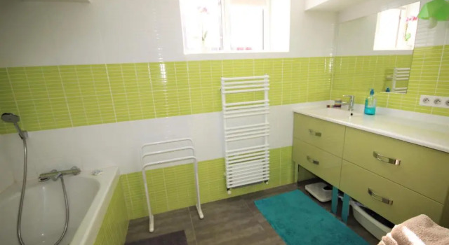Апартаменты Gd appt T5 avec bureau jardin et parking en centre ville