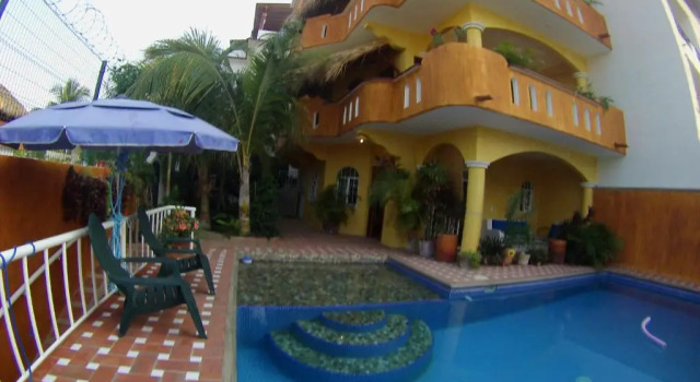 Полулюкс с балконом Cielito Lindo Suites