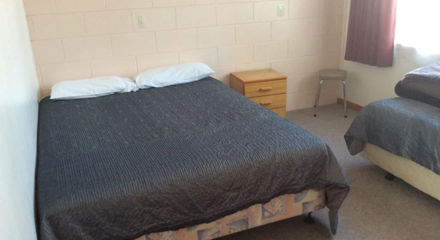 Люкс Standard с 2 комнатами Charlton Motel