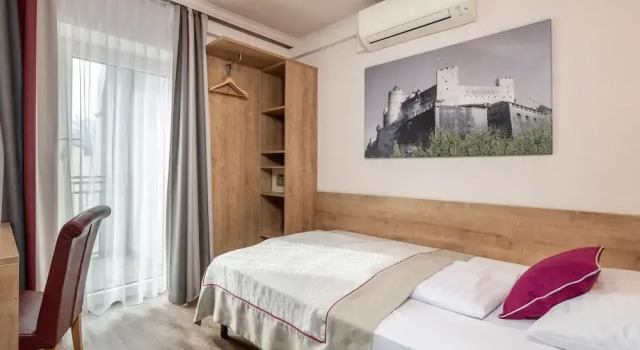 Одноместный номер Standard HOTEL junior by MAX 70