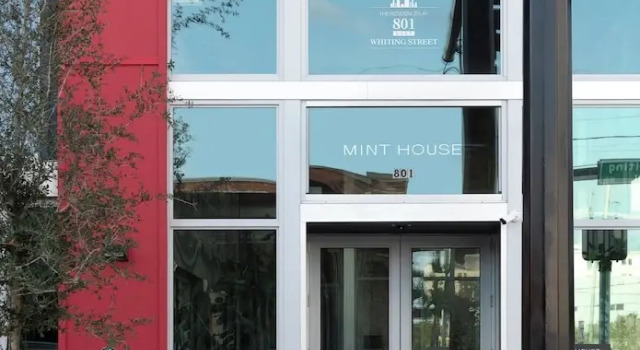 Mint House Tampa Downtown by Kasa, Забронировать Отель Отели и гостиницы Тампа, рядом с Tampa / Hillsborough Convention and Visitors Association, Отель
