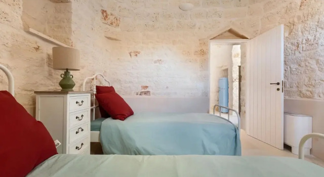 4003 Brunaldi Trulli by Perle di Puglia, Book Feriehus Villaer i Valle d'Itria, Villa