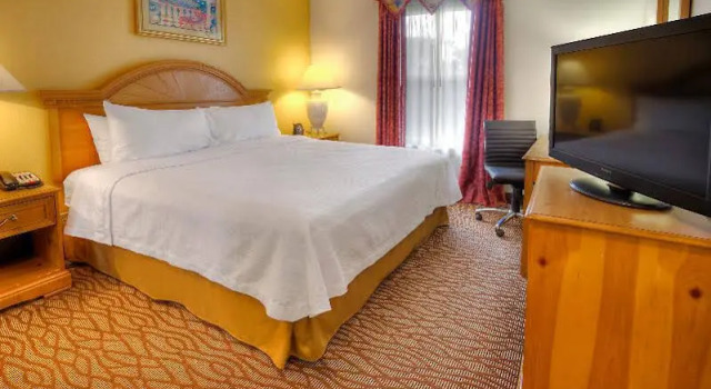 Homewood Suites Fort Myers Bell Tower, 预订 酒店 迈尔斯堡 福特梅耶地区